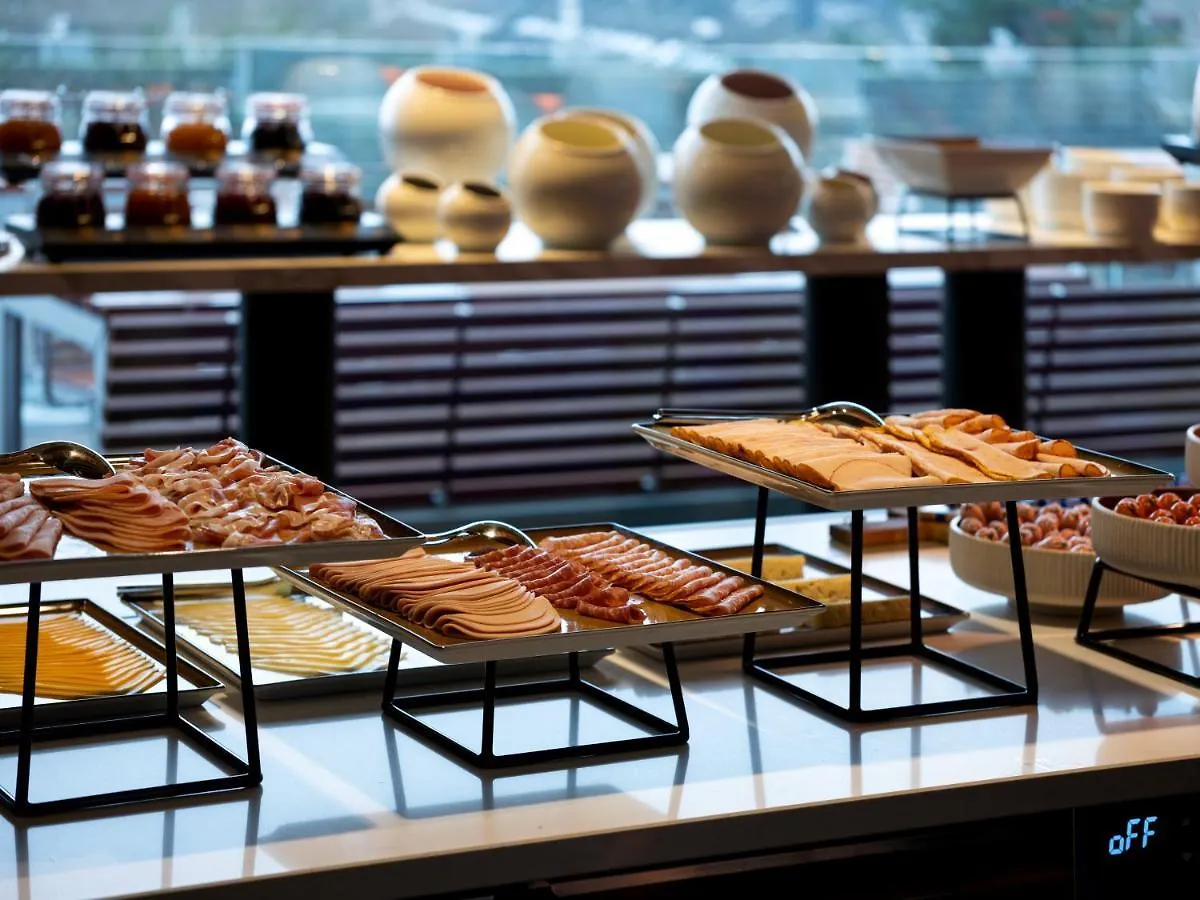 B'Mine Hotel Duesseldorf Almanya