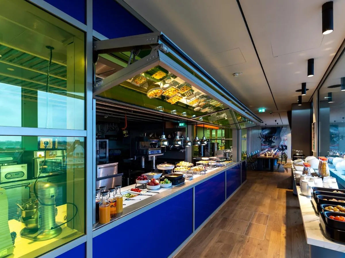 B'Mine Hotel Duesseldorf 4*, Düsseldorf Almanya